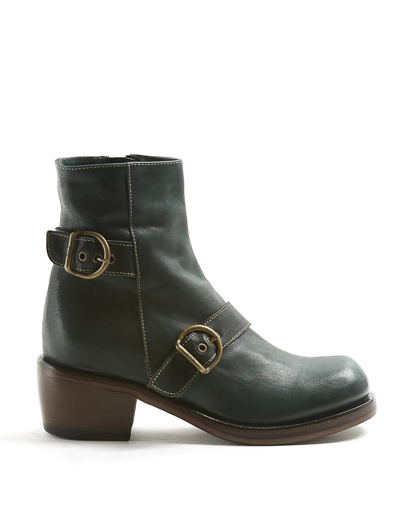 ARCHIVE SALE 25/26 WOMEN
